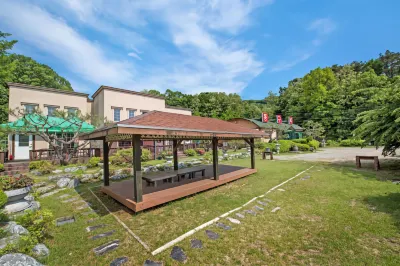 Yongin Donggupark Pension Hotels in Yongin-si
