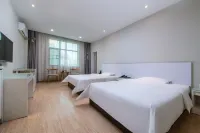 Ease Hotel (Shenzhen Pinghu Huanancheng, Dahuanggong Commercial Center) Hotels in Shenzhen