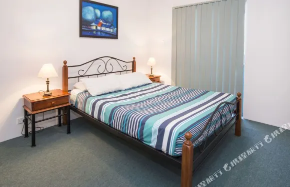 伯勒度假屋Nye’s Nest