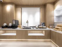 HanTing Hotel (Shanghai Xujiahui Wanping South Road) Hotels near Xuhui