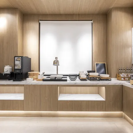 HanTing Hotel (Shanghai Xujiahui Wanping South Road) Отели рядом с достопримечательностью «Сюйхуэй»