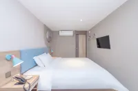 โฮม อินน์ นีโอ เซี่ยงไฮ้ นิว อินเตอร์เนชั่นแนล เอ็กซ์โป เซ็นเตอร์ หลงหยาง โรด เมโทร สเตชั่น โรงแรมใกล้Anliu Bridge