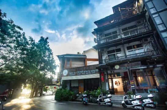Liyin Jiangjing Meisu (Yangshuo Xingping Ancient Town, Twenty Yuan Scenic Area Branch) Отели рядом с достопримечательностью «20 RMB background observation deck»