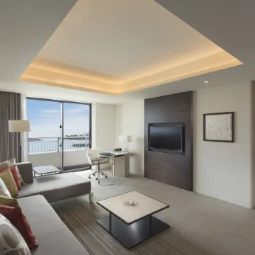 Hilton Okinawa Chatan Resort