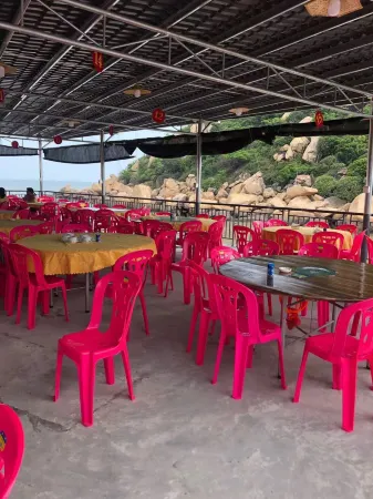 Taishan Yuepanwan Homestay Отели рядом с достопримечательностью «Langqin Bay»
