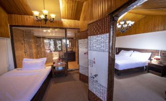 Lijiang Huaxu Inn (Shuhe North Gate)
