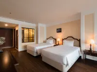 Sunrise Nha Trang Beach Hotel & Spa Hotels near Khanh Hoa Museum
