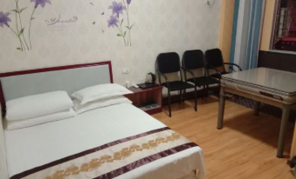 1. 충칭 완저우구 ..