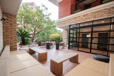 共有エリア ゾンク博多の写真