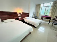 Xiangyun Hotel (Yulin Yuntiangong Cultural City RT-Mart)