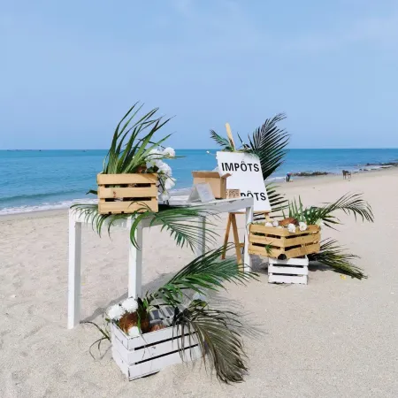 Qinhaili Holiday Beach Hotel