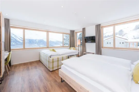 Randolins Familienresort Отели рядом с достопримечательностью «Пиц Найр»