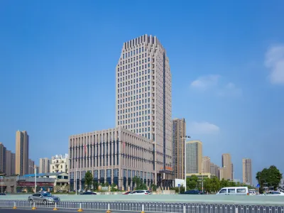 ウィーン インターナショナルホテル(武漢王家灣人信匯) Hubei Broadcast University Athletic Field周辺のホテル