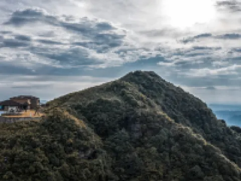 Puyu Rustic Luxury Hotels in Dushan
