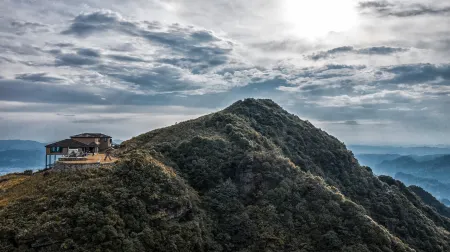 Puyu Rustic Luxury Отели в г. Душань