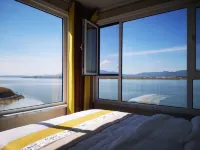 Meeting You Container Homestay