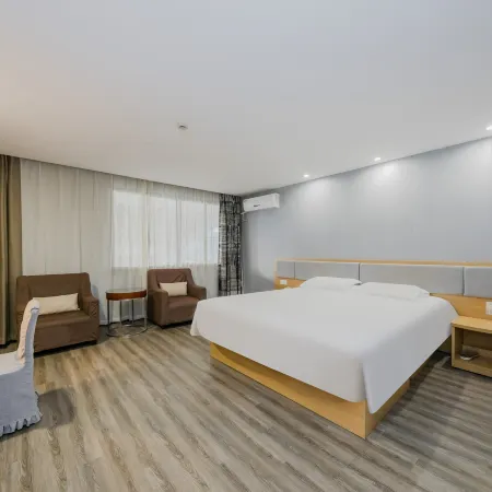 Chenchen Hotel (Yuyao Fengshan Road Zhedong Furniture City)