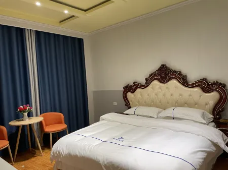 Kaiyang Junqin Hotel