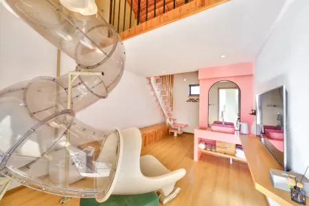 At All Seasons Guesthouse