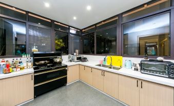 Jiajian Yulin B & B