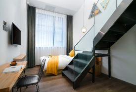 โรงแรมอู่หัว ฮันนูโอซิ (สถานีรถไฟฟ้าใต้ดินต้าฉาชื่อ หอระฆังซีอาน)