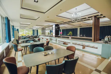 Longhai Hotel Отели в г. Цинтунся