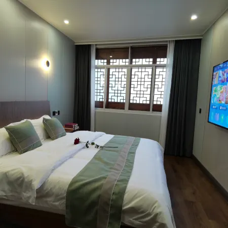 Yunhe Terrace Yunxi Homestay (Baiyingu Scenic Area Shop)