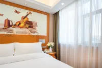 Vienna Hotel Hotels in Dunhuang