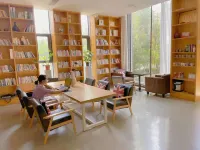 Yiming Book House Leisure & Vacation Homestay (JiaXian guangkuotiandi store) Hotels in Jia County