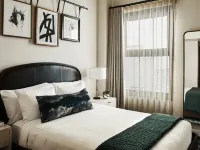 โรงแรม ฟิกูเอโรอา, อันบาวด์ คอลเลกชัน บาย ไฮแอท โรงแรมใกล้แอลเอ ไลฟ์