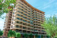 Longcanggou Table Mountain Blackstone Vacation Homestay Hotel di Yingjing
