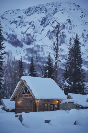 Trip.com Group Country Retreats (Xinjiang Hemu Xirong Joint Resort） Отели рядом с достопримечательностью «Hemu Observation Deck»