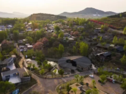 LONG WAN LIANG SHE Hoteles en Sishui