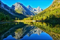 VALATOMS·Fanlatu Hotel (Bipenggou Scenic Area) Hotels in Li County