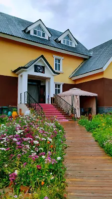 Qiyun Hotel