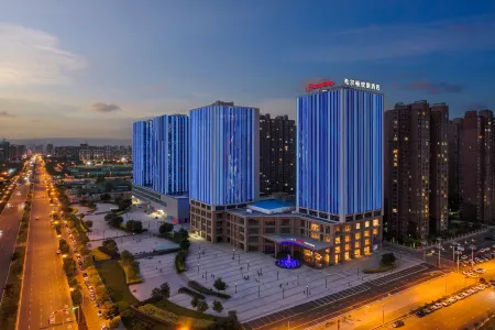 Hampton by Hilton Hohhot Yuquan Hengsheng Plaza Отели рядом с достопримечательностью «Inner Mongolia University Innovation College (South Campus)»