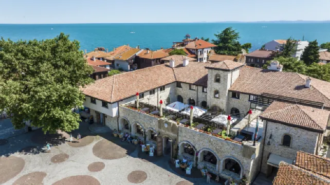 Castro Mesembria Boutique Hotel