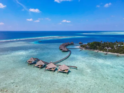 Adaaran Club Rannalhi with All-Inclusive Hotels in Ithaafushi