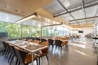 LeShan Hotel (Yibin West Railway Station)
