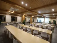 Peihong Villa Hotels in Jiaoling