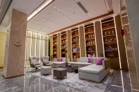 Lavande Hotel Huoshan East Lake Lanting store Hotels in Huoshan