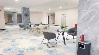 Four Seasons Sunshine Hotel Horgos