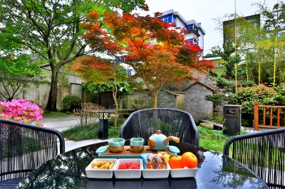 Wuzhen Courtyard Homestay