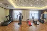 Grand Hotel Pamir, Krakow Hotel di Artux