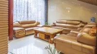 Shehong Shenghu Business Hotel - 2-Star