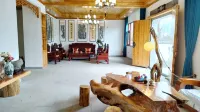 Xidi Tingyun Xiaozhu Huipai Courtyard Design Guesthouse (Yi East Station)