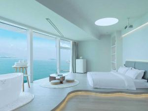 I MAY Seaview Apartment (Shimao Twin Towers)