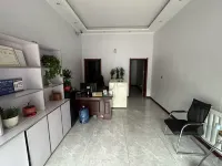 Lingshi Wanda Hotel - Mountain view