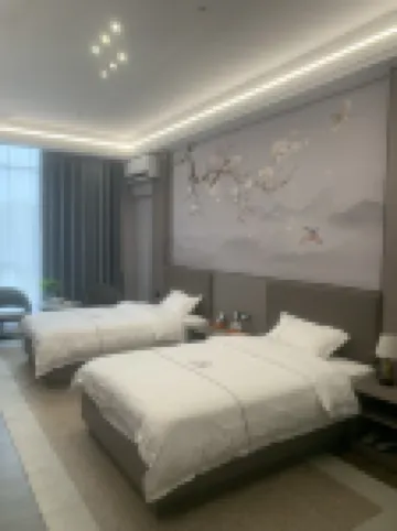 饒平四季アパートメント