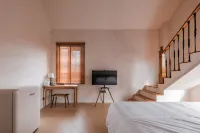 Huajian Homestay